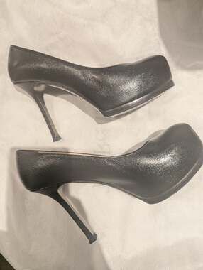 Yves Saint Laurent Black Pebbled Leather Tribtoo Platform Pumps Size 37